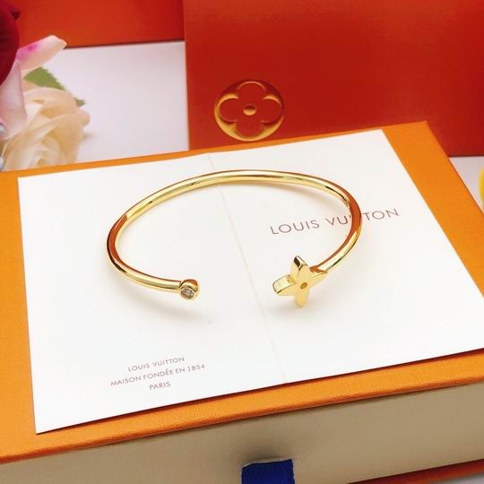 LV Bracelet 11lyh639